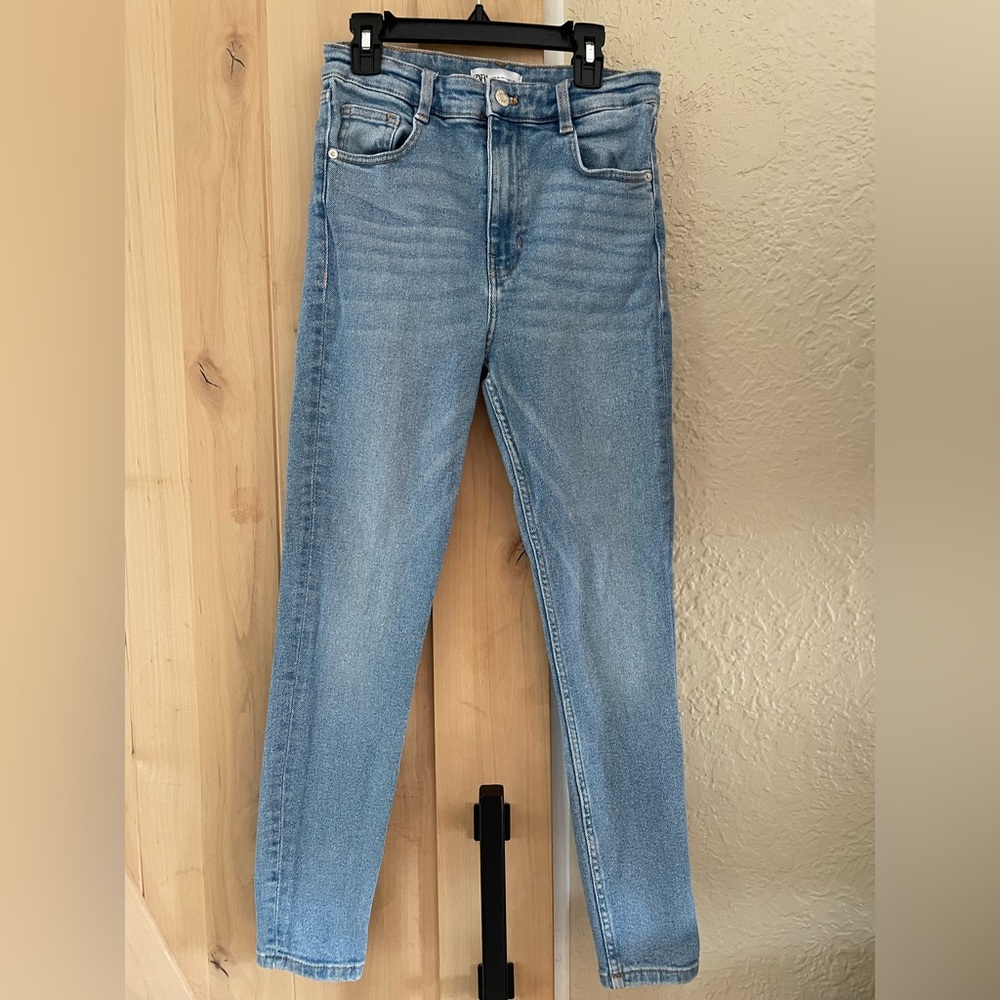Zara Jeans